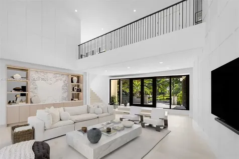 284 Las Brisas Court Coral Gables FL 33143