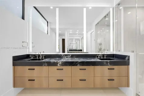 284 Las Brisas Court Coral Gables FL 33143
