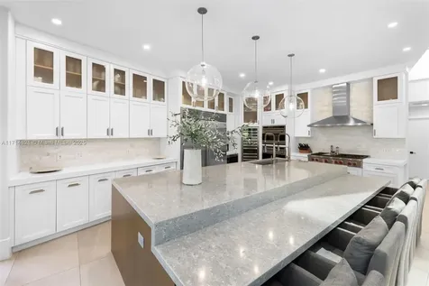 284 Las Brisas Court Coral Gables FL 33143