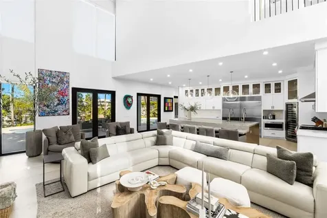 284 Las Brisas Court Coral Gables FL 33143
