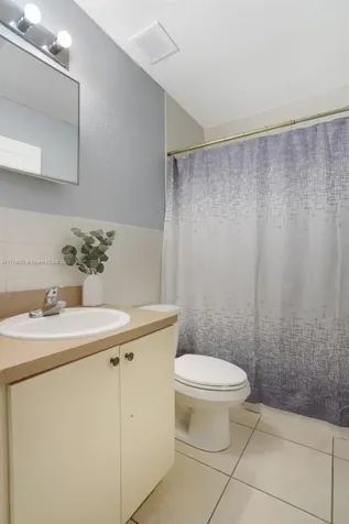 1371 NW 75th Street Miami FL 33147
