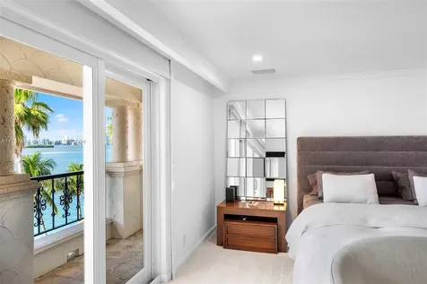 2444 Fisher Island Drive Miami Beach FL 33109