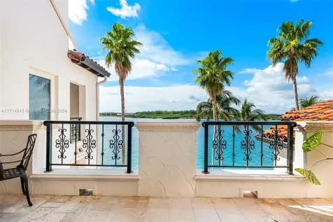 2444 Fisher Island Drive Miami Beach FL 33109