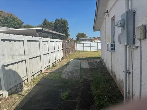 19001 SW 122nd Avenue Miami FL 33177