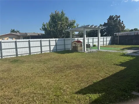 19001 SW 122nd Avenue Miami FL 33177
