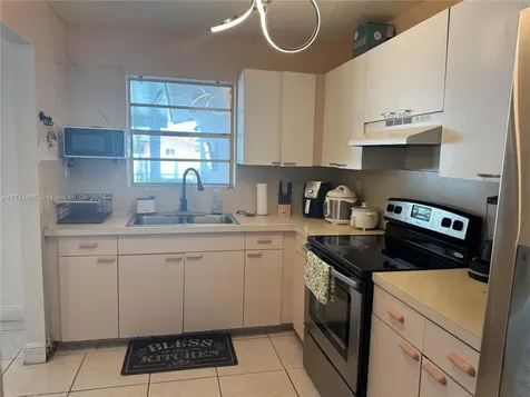 19001 SW 122nd Avenue Miami FL 33177