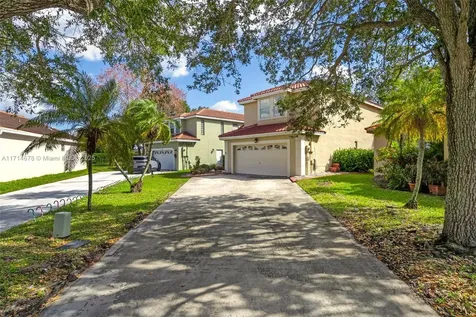 731 NW 182nd Way Pembroke Pines FL 33029