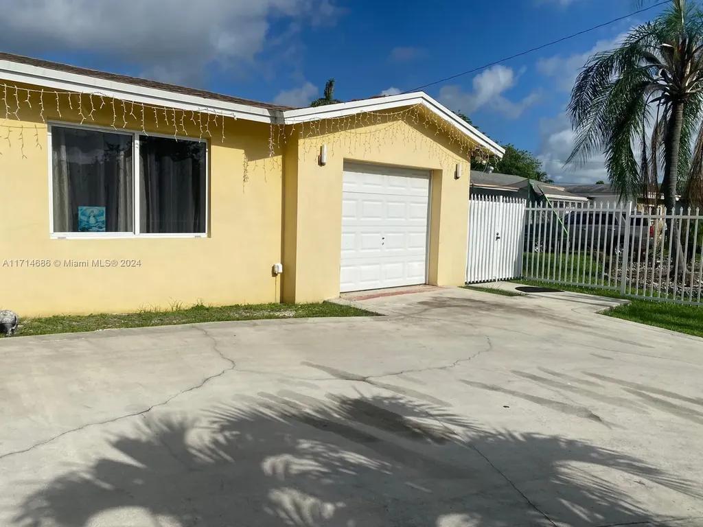 18230 SW 112th Court Miami FL 33157