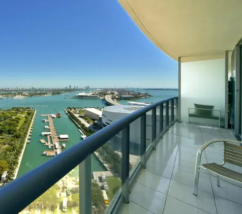 888 Biscayne Boulevard Miami FL 33132
