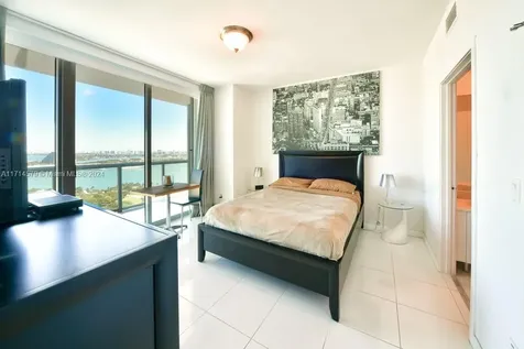 888 Biscayne Boulevard Miami FL 33132