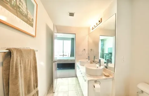 888 Biscayne Boulevard Miami FL 33132
