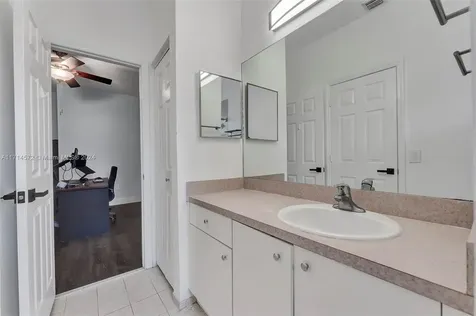 8207 Santa Monica Terrace Tamarac FL 33321