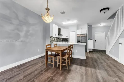 8207 Santa Monica Terrace Tamarac FL 33321