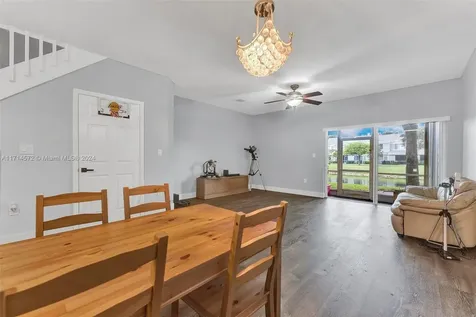 8207 Santa Monica Terrace Tamarac FL 33321
