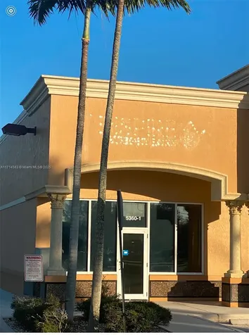 5360 S University Drive Davie FL 33328
