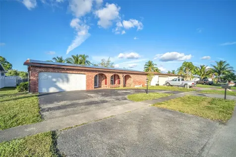 9301 NW 24th Court Sunrise FL 33322