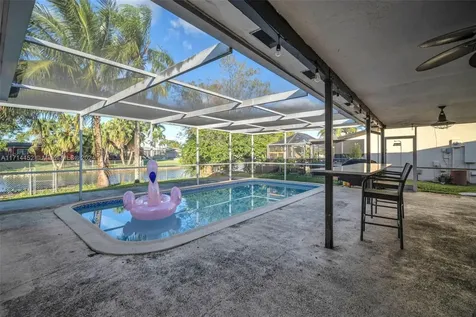 9301 NW 24th Court Sunrise FL 33322