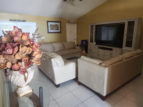 830 SW Jaslo Avenue Port St. Lucie FL 34953