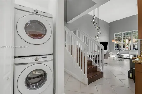 1042 SW 146th Terrace Pembroke Pines FL 33027