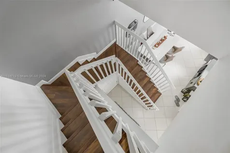 1042 SW 146th Terrace Pembroke Pines FL 33027
