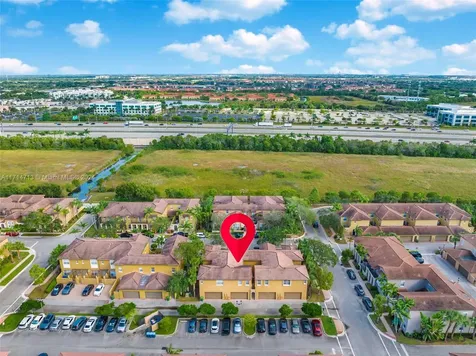 1042 SW 146th Terrace Pembroke Pines FL 33027