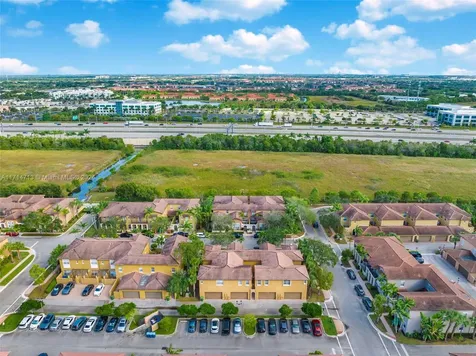 1042 SW 146th Terrace Pembroke Pines FL 33027