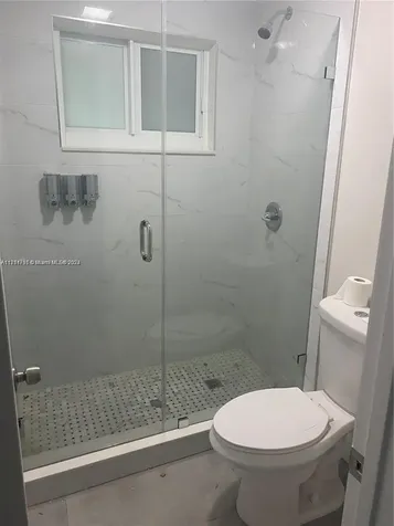 9228 SW 37th Street Miami FL 33165