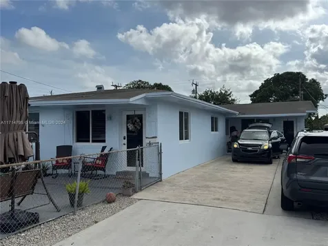 9228 SW 37th Street Miami FL 33165