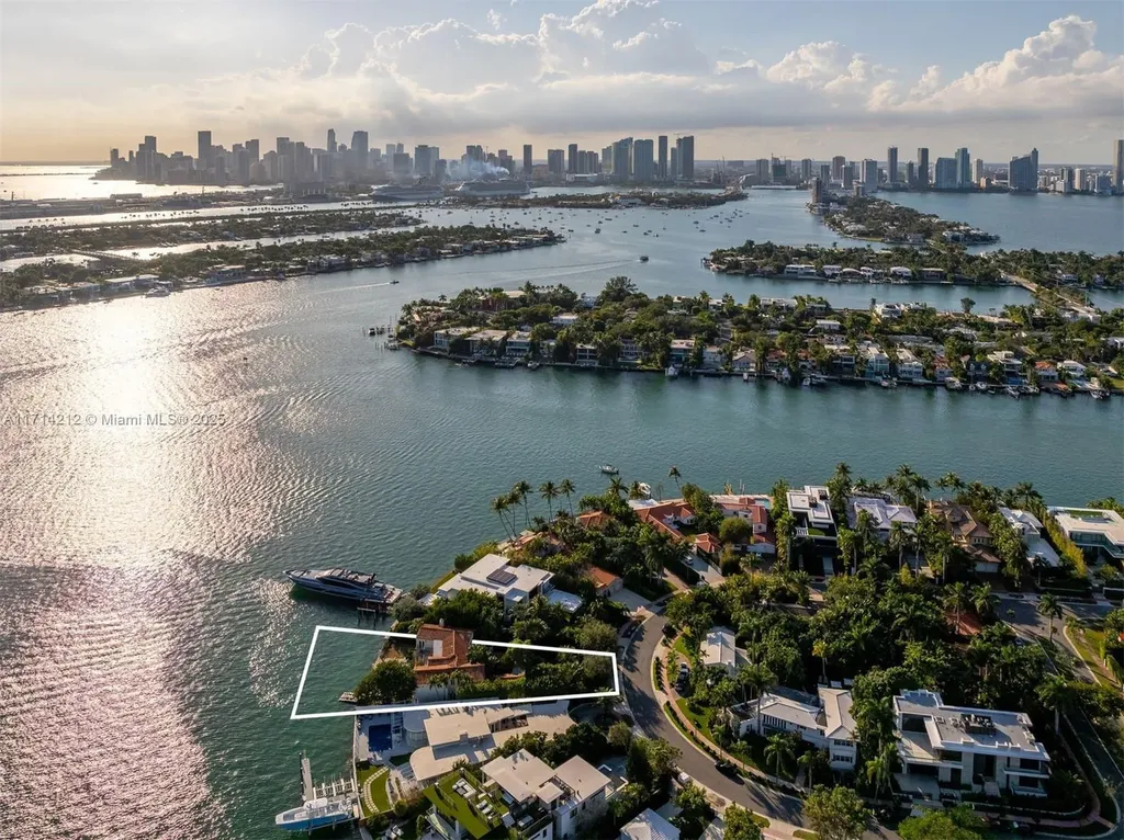 11 E Rivo Alto Drive Miami Beach FL 33139