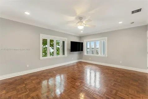 11 E Rivo Alto Drive Miami Beach FL 33139