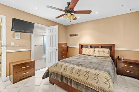 3208 SW 143rd Place Miami FL 33175