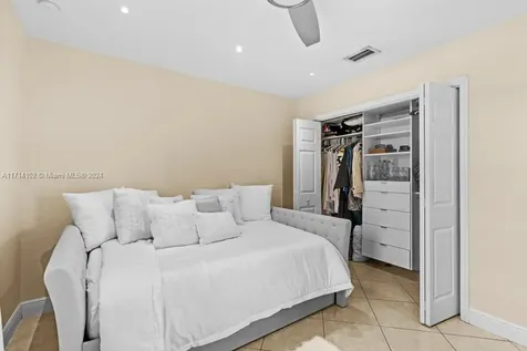 3208 SW 143rd Place Miami FL 33175