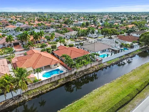 3208 SW 143rd Place Miami FL 33175