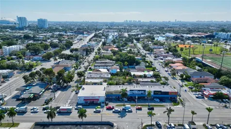 2250 NW 20th Street Miami FL 33142