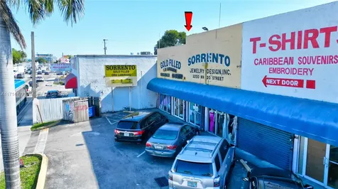 2250 NW 20th Street Miami FL 33142