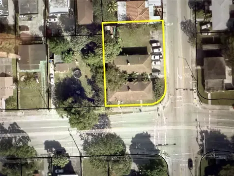 2900 NW 10th Avenue Miami FL 33127