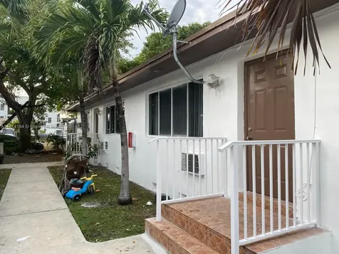2900 NW 10th Avenue Miami FL 33127