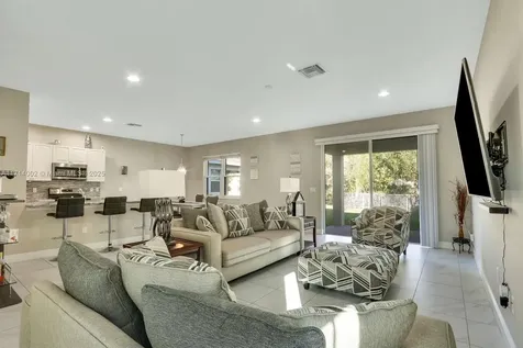 1981 NW Cataluna Circle Port St. Lucie FL 34986