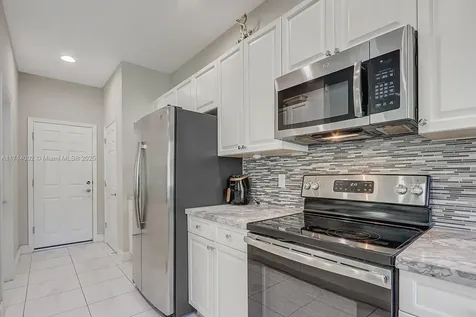 1981 NW Cataluna Circle Port St. Lucie FL 34986