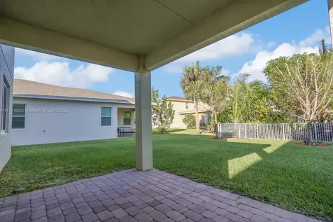 1981 NW Cataluna Circle Port St. Lucie FL 34986
