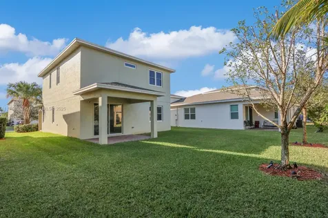 1981 NW Cataluna Circle Port St. Lucie FL 34986