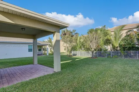 1981 NW Cataluna Circle Port St. Lucie FL 34986