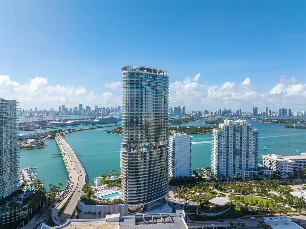 500 Alton Road Miami Beach FL 33139