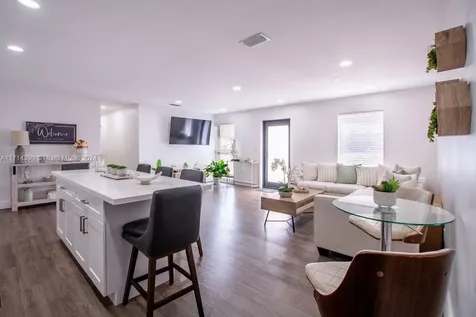 8341 SW 12th Terrace Miami FL 33144