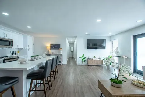 8341 SW 12th Terrace Miami FL 33144