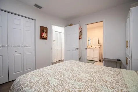 8341 SW 12th Terrace Miami FL 33144