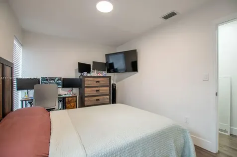 8341 SW 12th Terrace Miami FL 33144