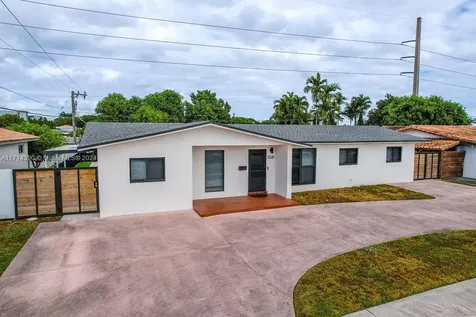 8341 SW 12th Terrace Miami FL 33144