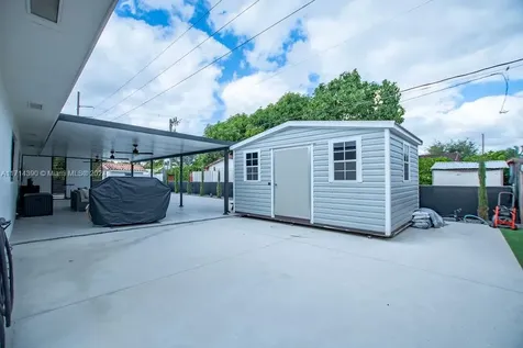 8341 SW 12th Terrace Miami FL 33144