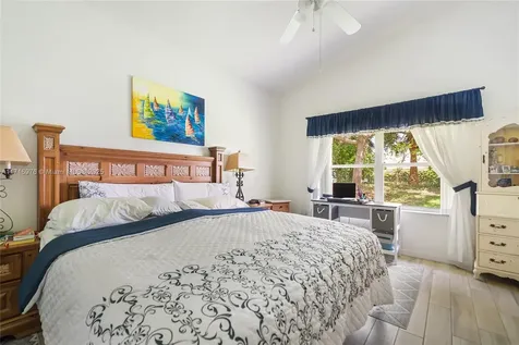 453 NW Lismore Lane Port St. Lucie FL 34986